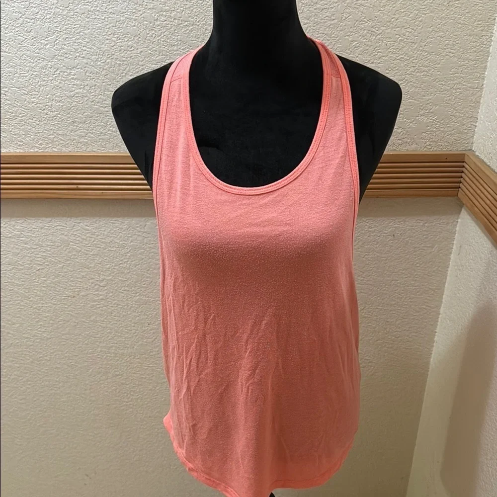 Bundle of 2 Nike Women's Pink and Coral Tank Tops Size S!!